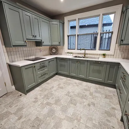 Abbeylane House *