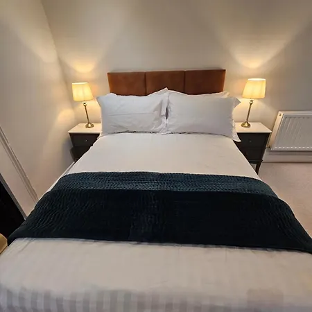 Abbeylane House * 트림