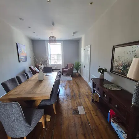 Abbeylane House * 트림